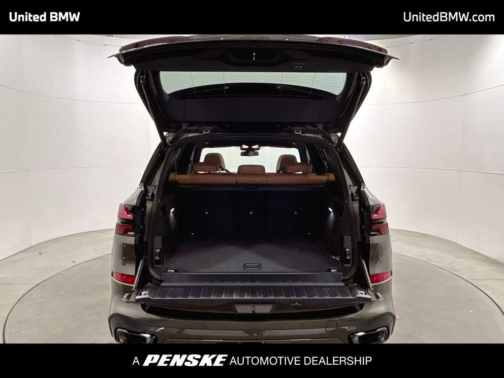 Thumbnail: 2026 BMW X5 - 22
