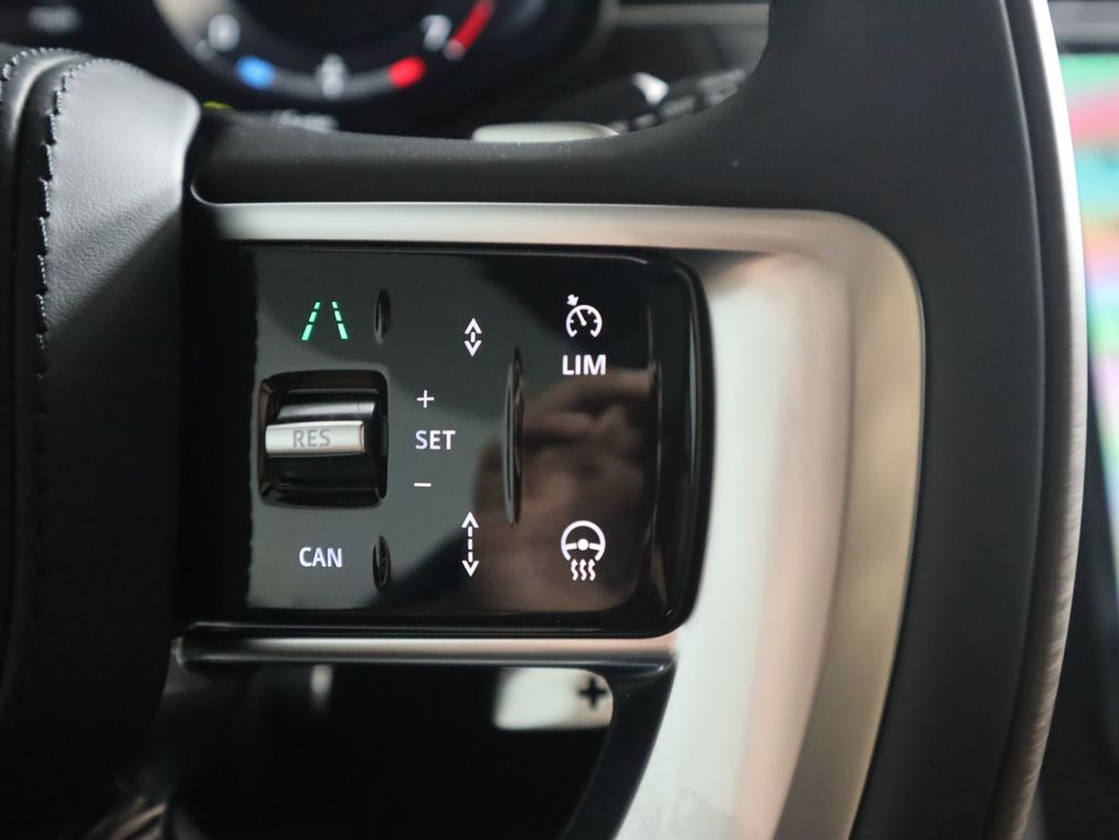 Thumbnail: 2025 Land Rover Range Rover - 13