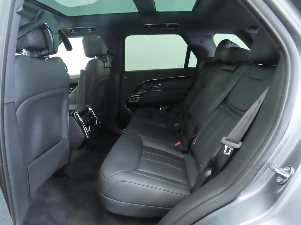 Thumbnail: 2025 Land Rover Range Rover Sport - 22
