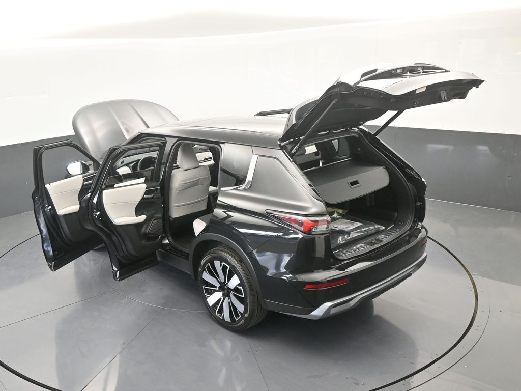 New 2026 Black Diamond Mitsubishi SE image 71