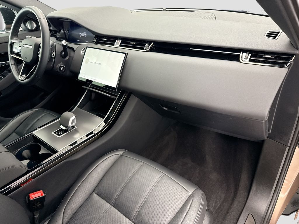 Thumbnail: 2024 Land Rover Range Rover Evoque - 16