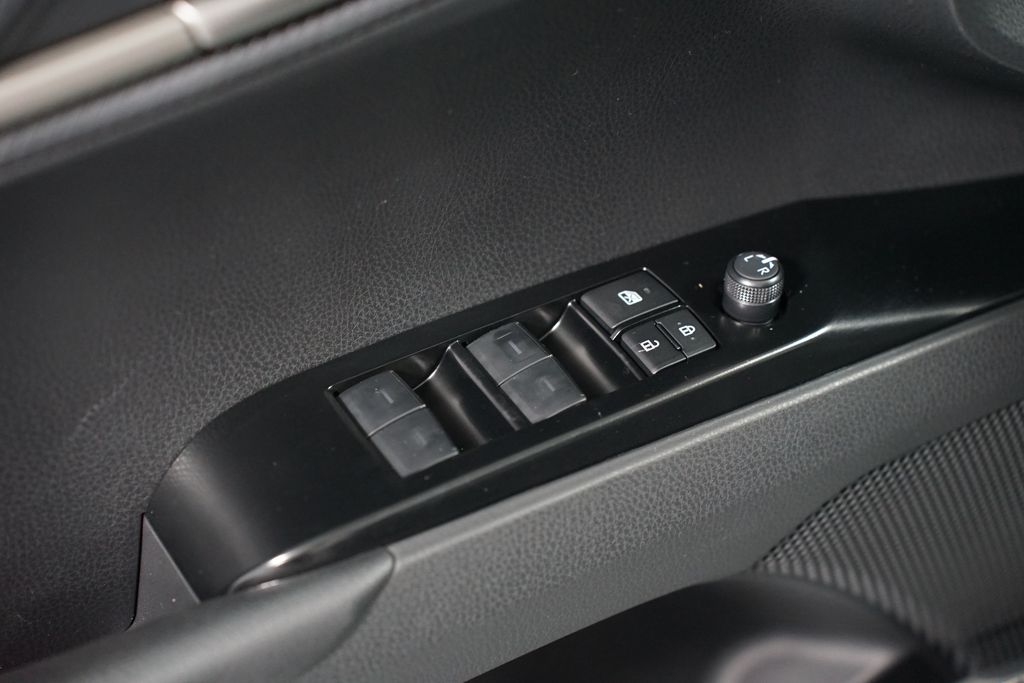 Thumbnail: 2026 Toyota Camry - 32