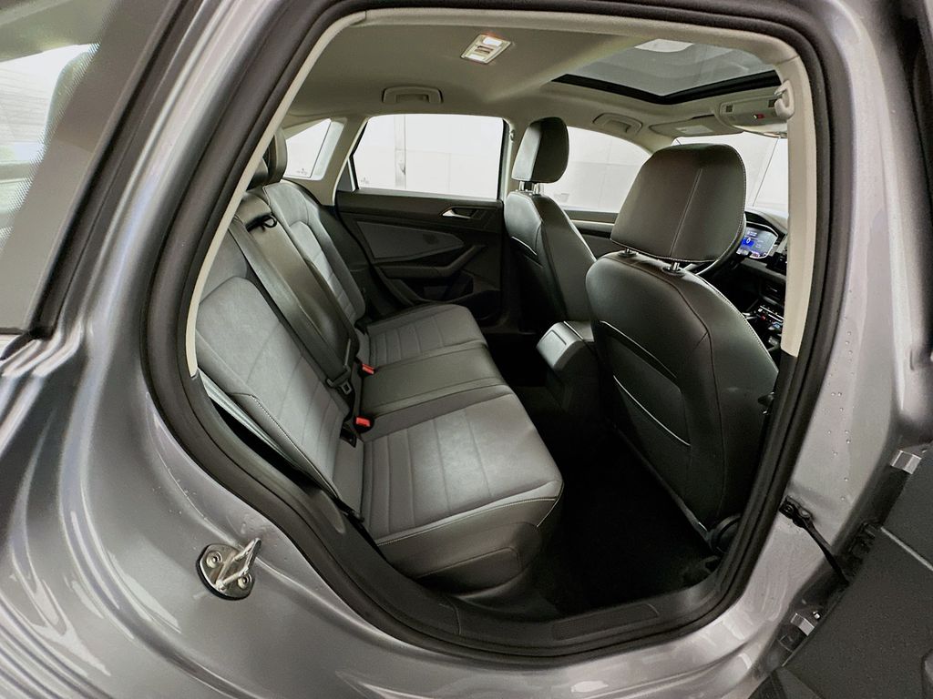 Thumbnail: 2025 Volkswagen Jetta - 26