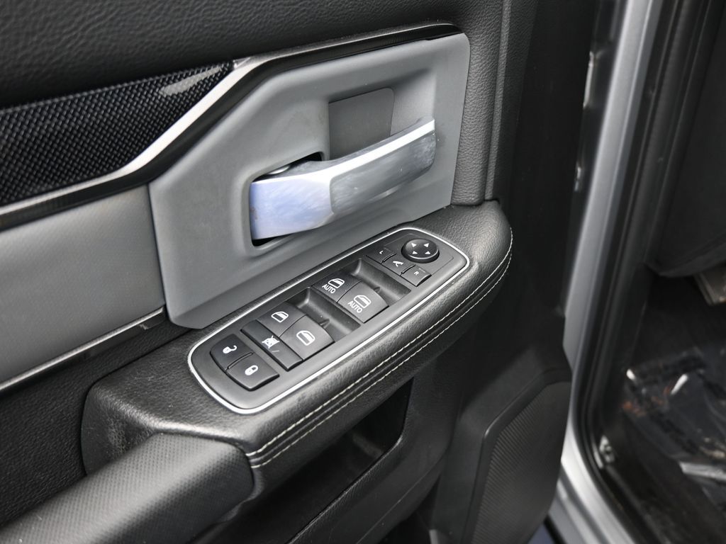 Used 2020 Billet Silver Metallic Clearcoat Ram Power Wagon image 13