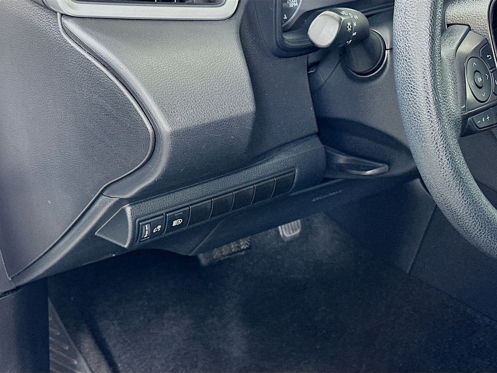 Thumbnail: 2024 Toyota Corolla - 10