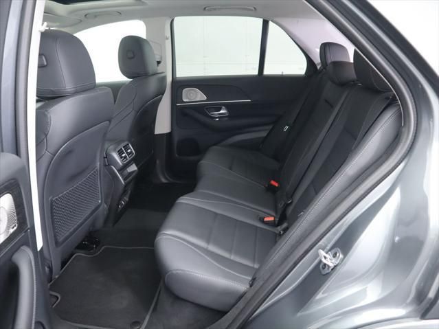 Thumbnail: 2026 Mercedes-Benz GLE - 23