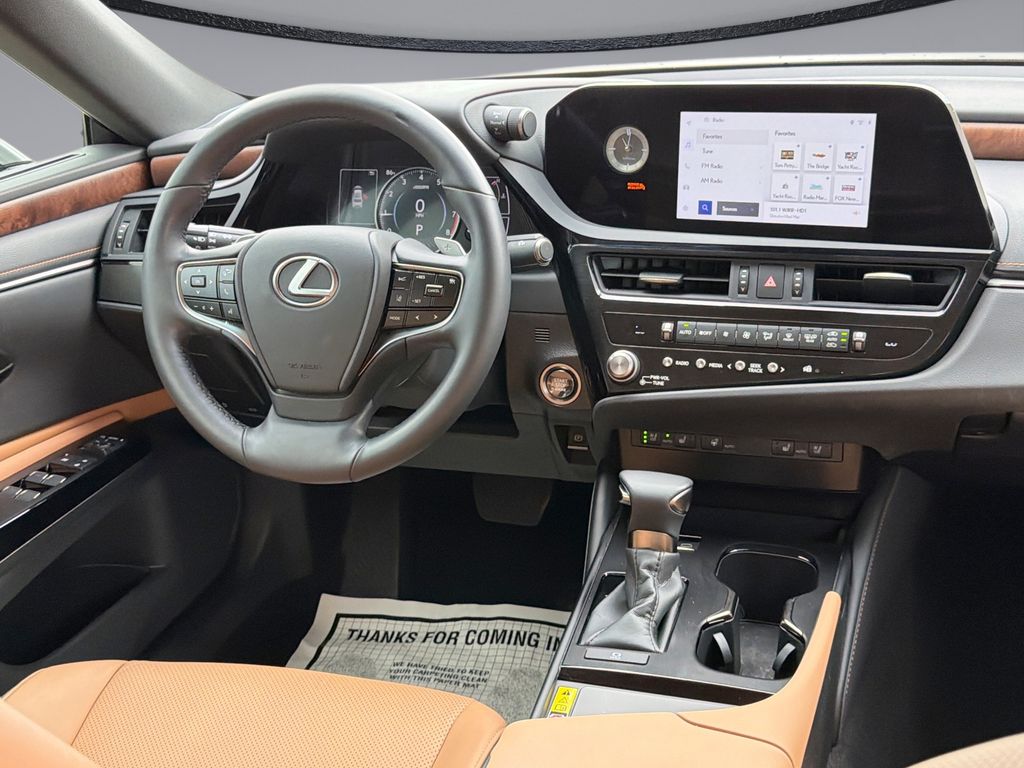 Thumbnail: 2024 Lexus ES - 19