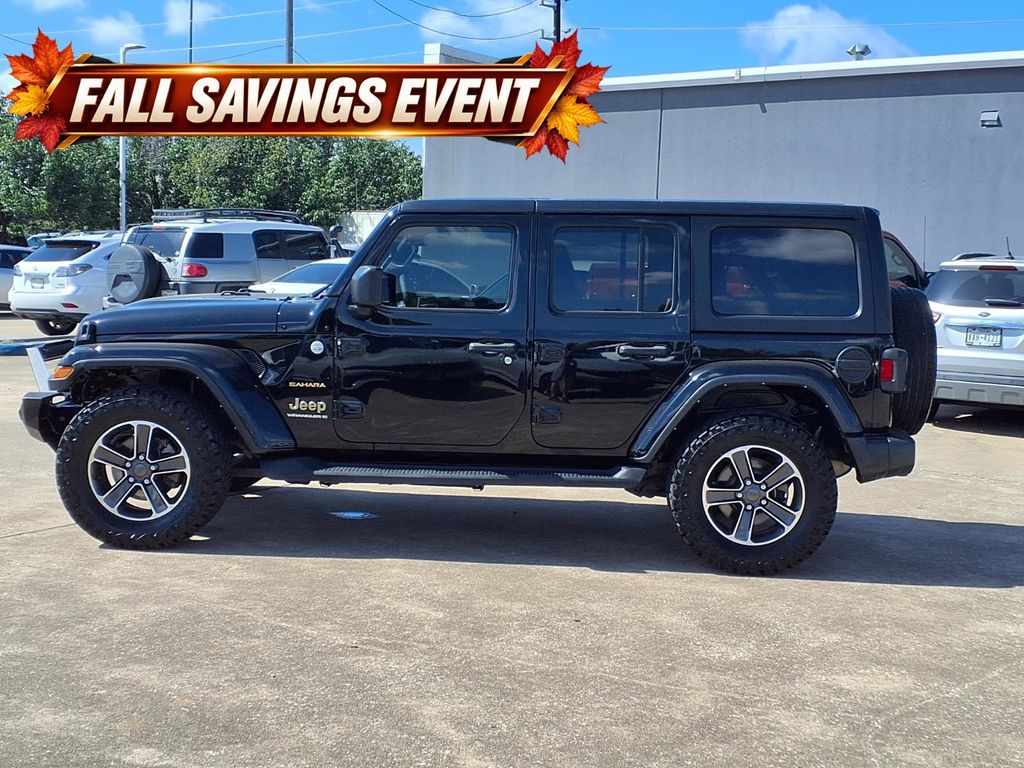 2023 Jeep Wrangler Sahara - 4