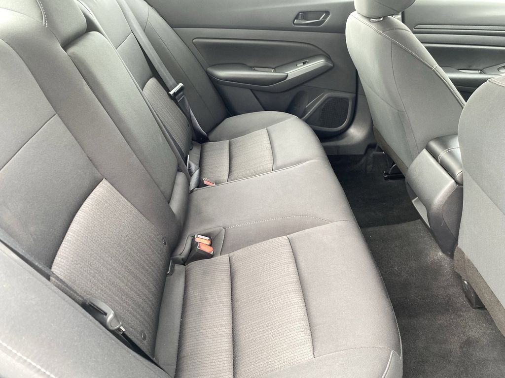 2025 Nissan Altima S - Photo 13