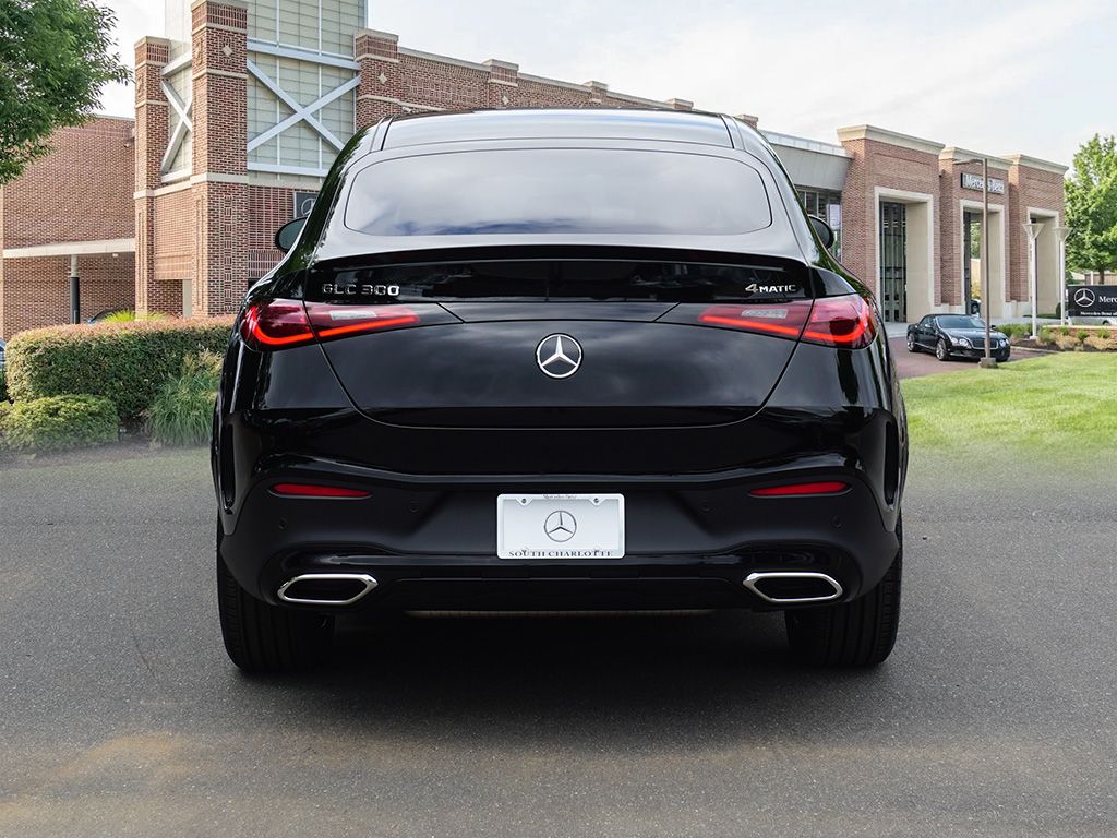 2025 Mercedes-Benz GLC 300 6