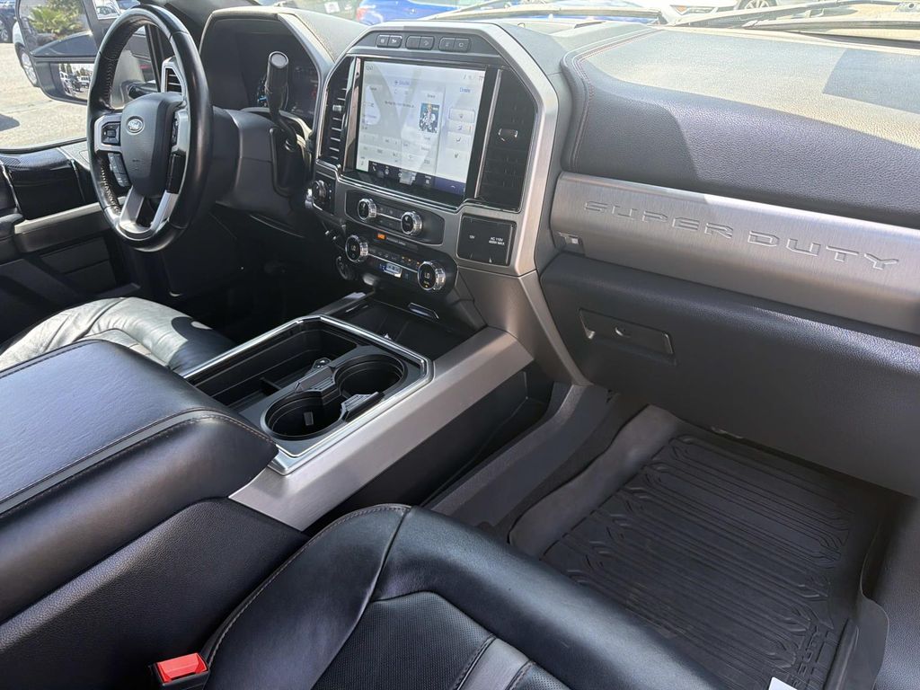 Used 2022 Ford Super Duty F-250 Platinum 4D Crew Cab