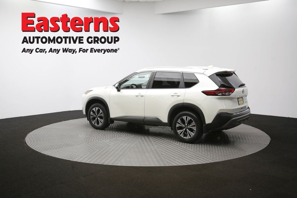 Used 2022 White Nissan SV image 64
