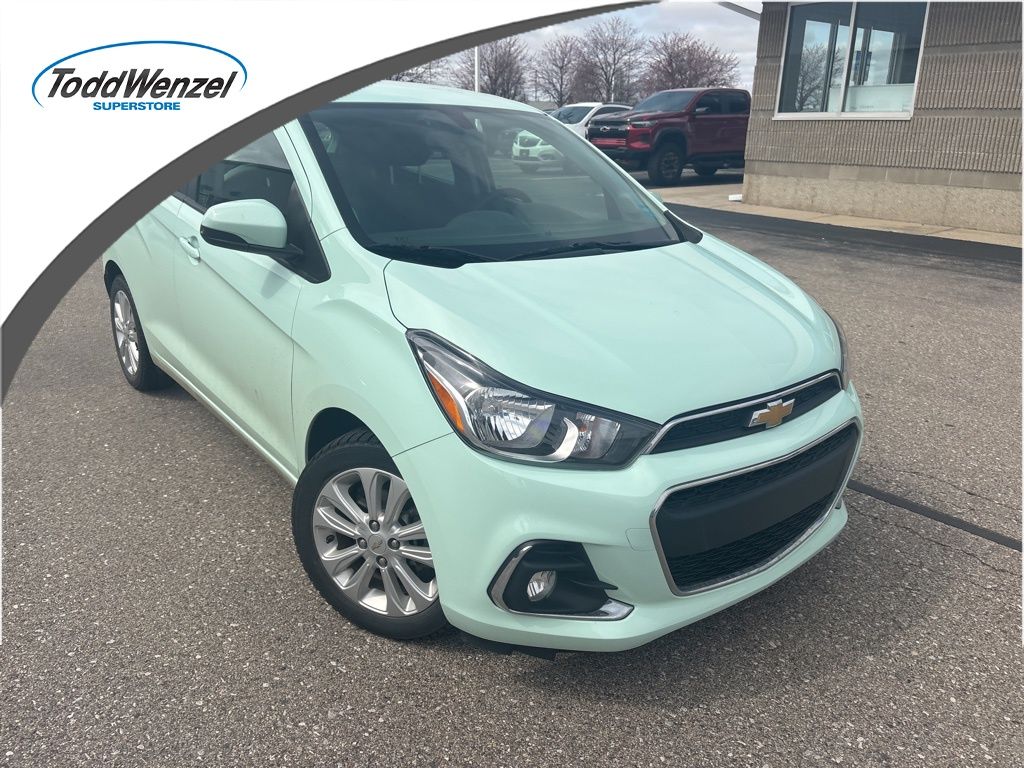 Green (Mint) 2017 Chevrolet Spark 1LT FWD Hatchback Front-Wheel Drive Continuously Variable Transmission