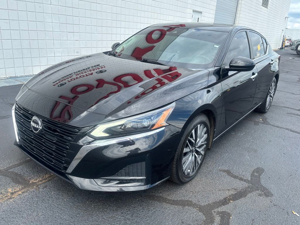  2023 Nissan Altima 2.5 SV FWD   