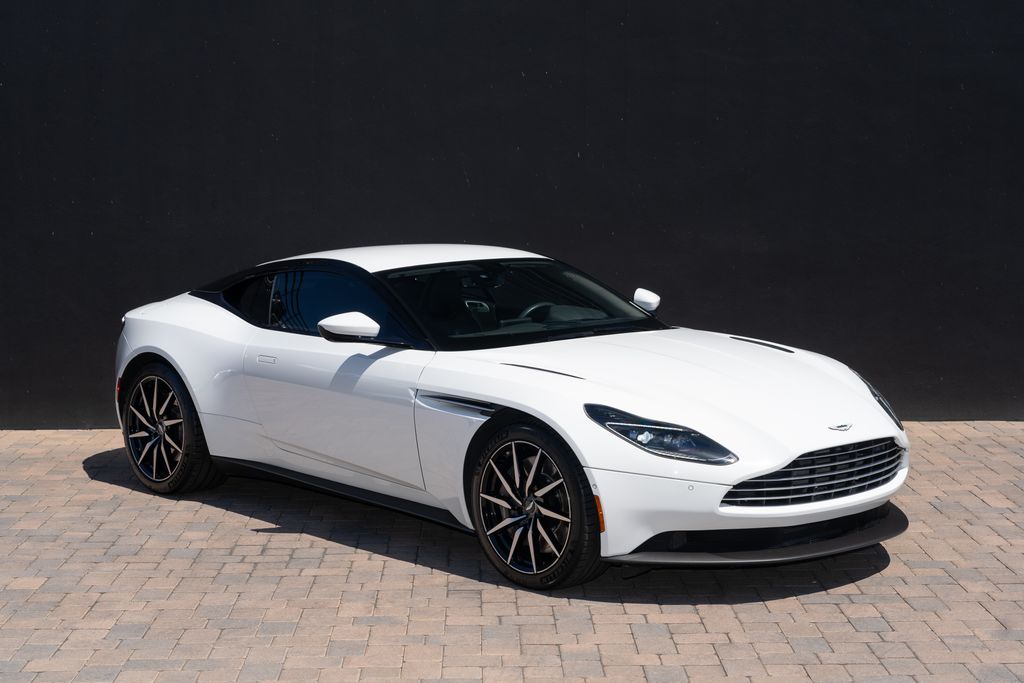 /2020 Aston-Martin DB11