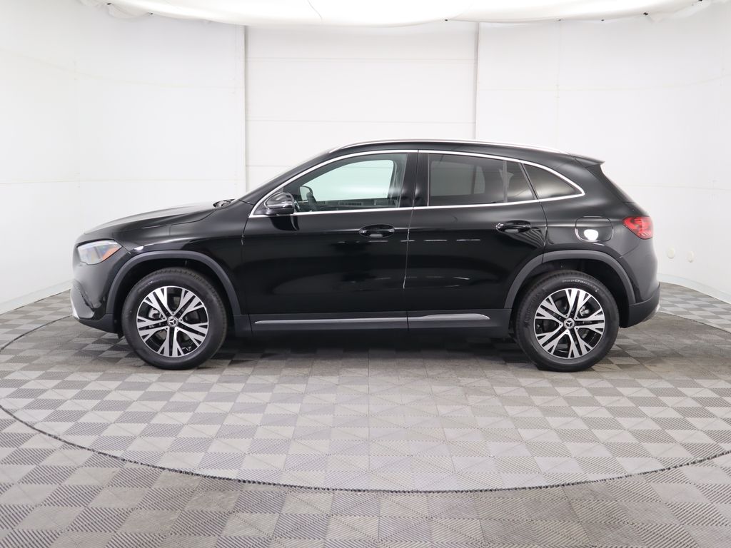 2025 Mercedes-Benz GLA 250 8