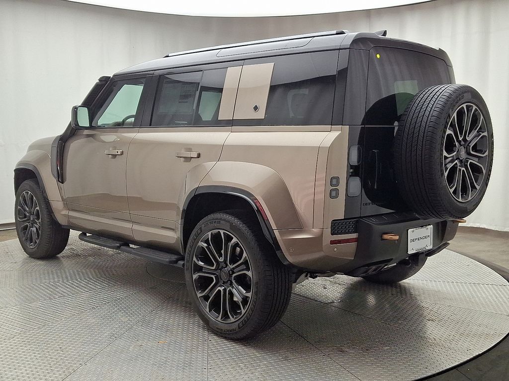 Thumbnail: 2026 Land Rover Defender - 4