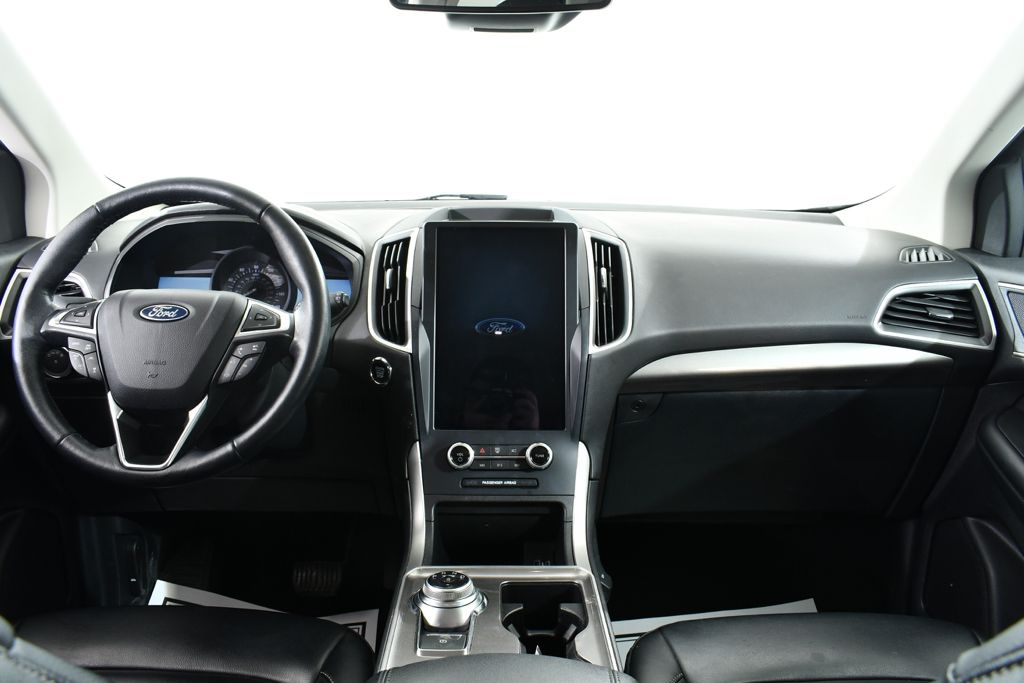 Used 2023 White Ford SEL image 7