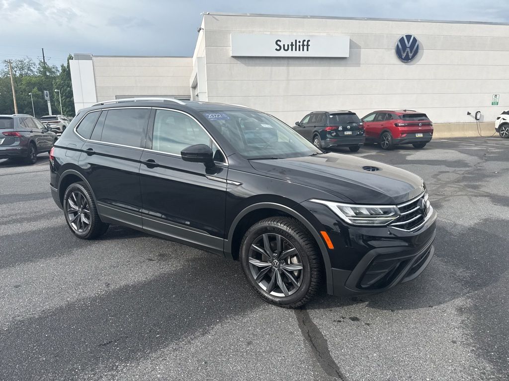 2022 Volkswagen Tiguan 2.0T SE Black at Sutliff Volkswagen