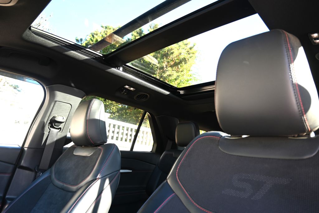 Thumbnail: 2025 Ford Explorer - 9