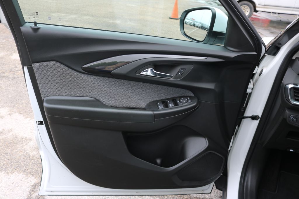 Used Car 2023 Chevrolet Trailblazer  Lt For Sale Under $25,000 In Austin, Texas