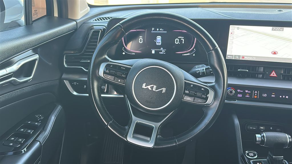 2023 Kia Sportage EX White at Community Kia