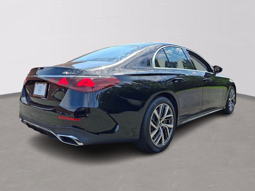 Thumbnail: 2027 Mercedes-Benz E-Class - 3
