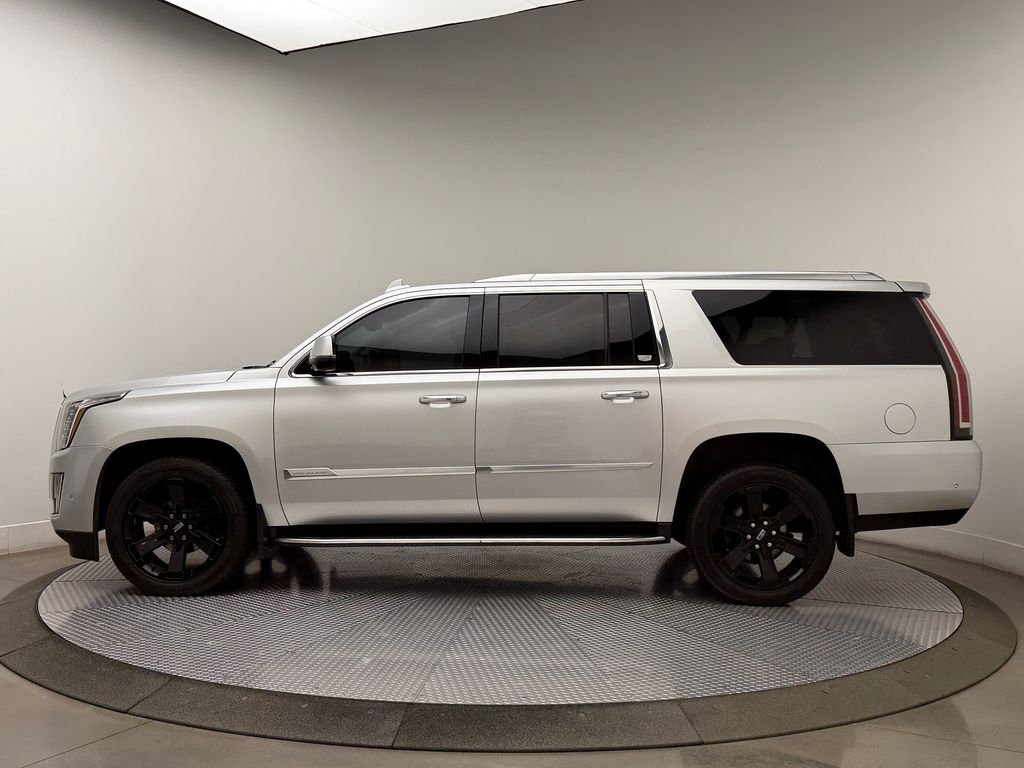 Thumbnail: 2017 Cadillac Escalade - 4