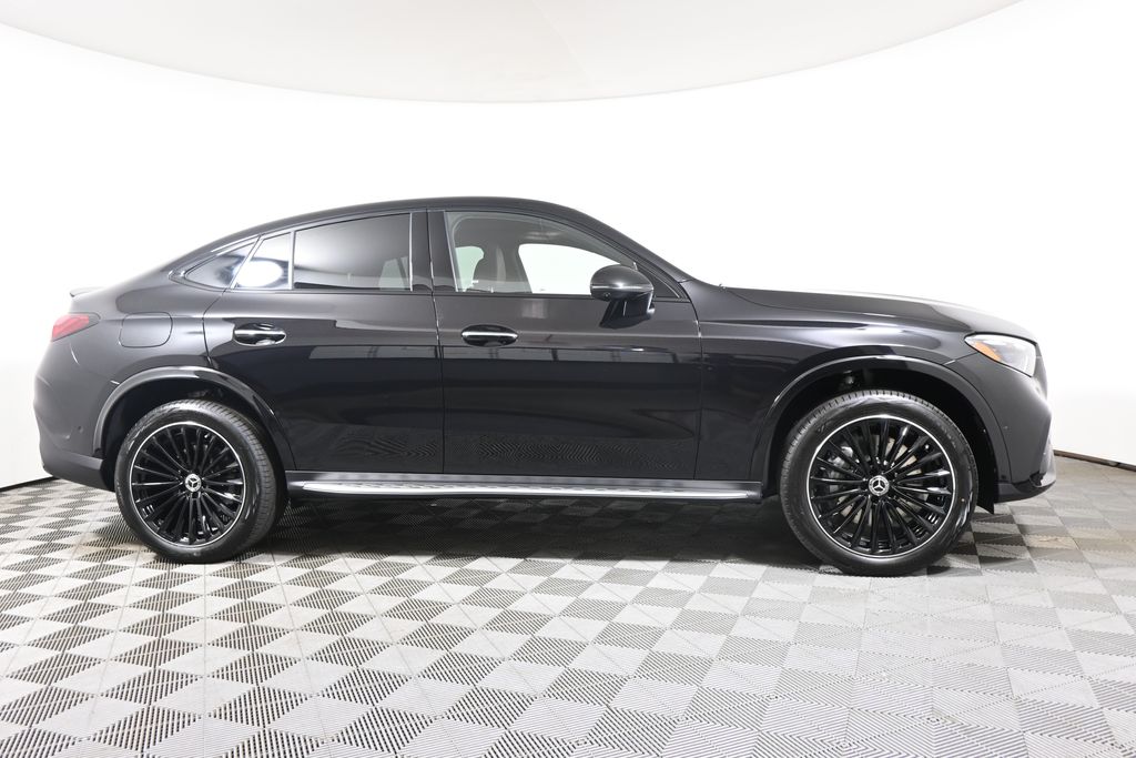 Thumbnail: 2026 Mercedes-Benz GLC - 8