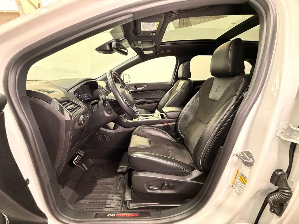 2024 Ford Edge ST