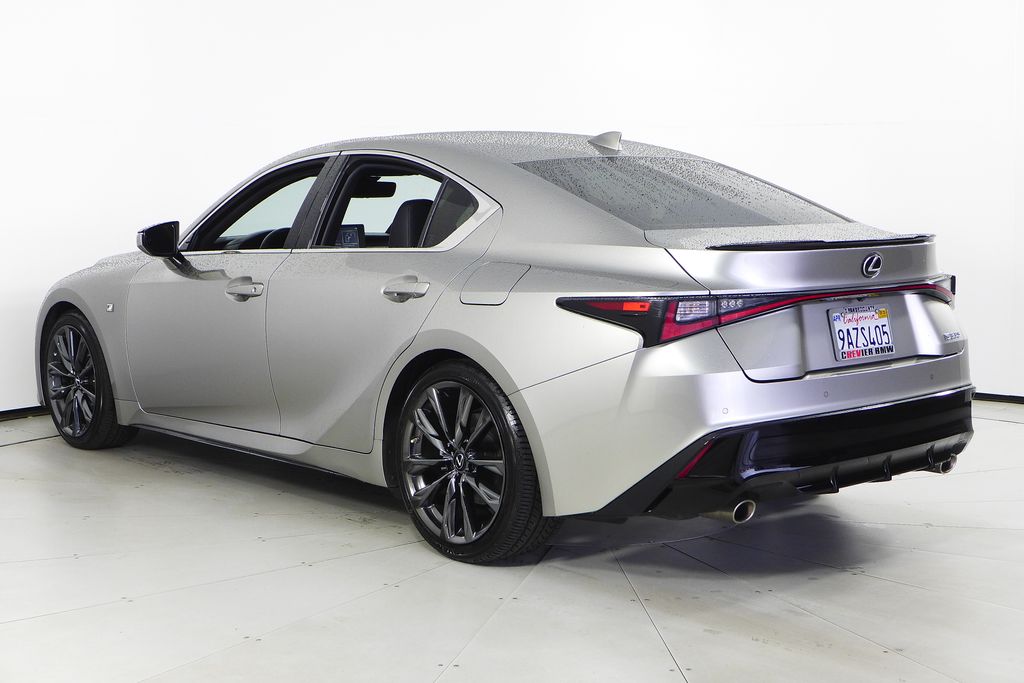 2022 Lexus IS 350 9