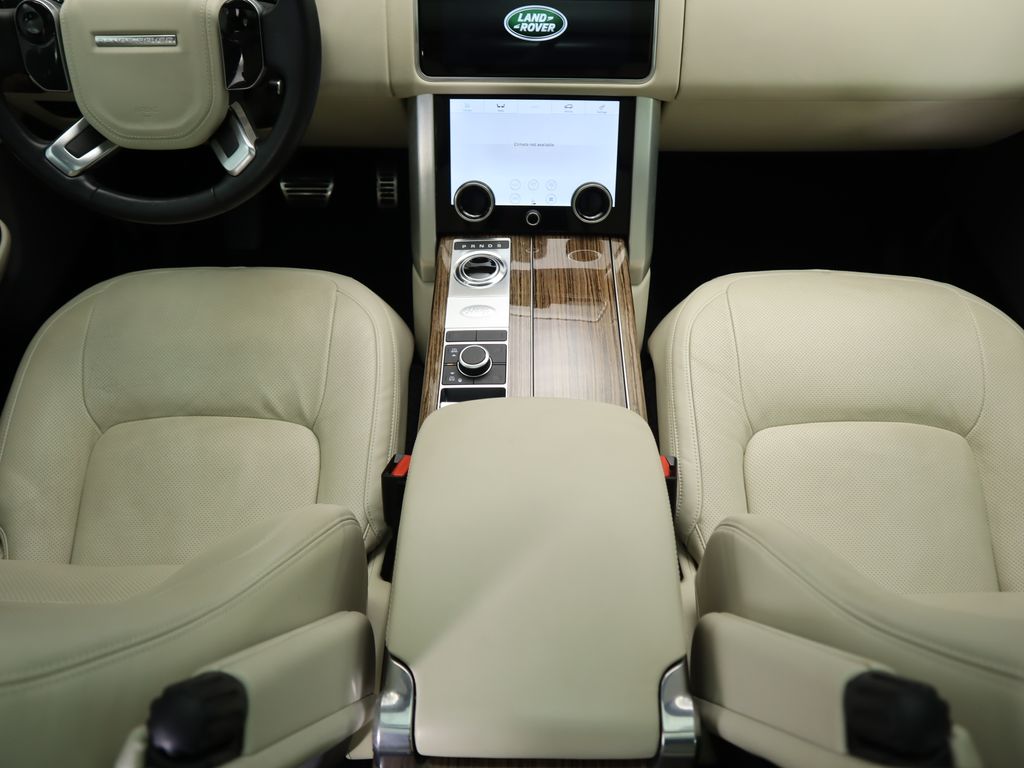 Thumbnail: 2022 Land Rover Range Rover - 16