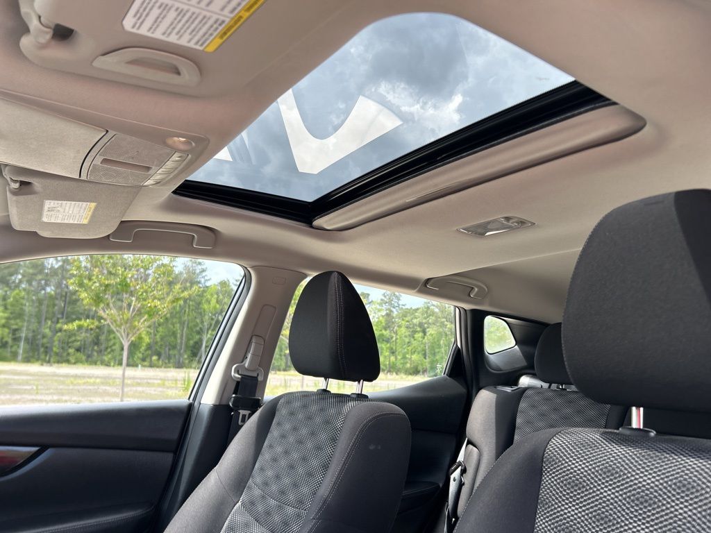 2020 Gun Metallic Nissan Rogue Sport SV FWD SUV
