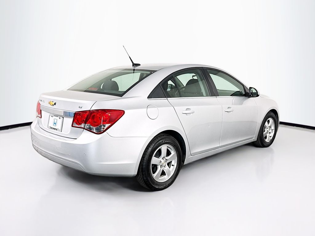 Thumbnail: 2012 Chevrolet Cruze - 5