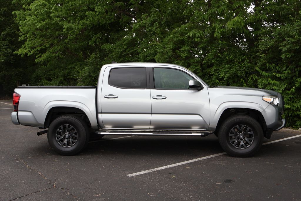 Thumbnail: 2019 Toyota Tacoma - 9