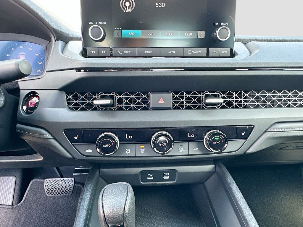 2025 Honda Accord SE 13