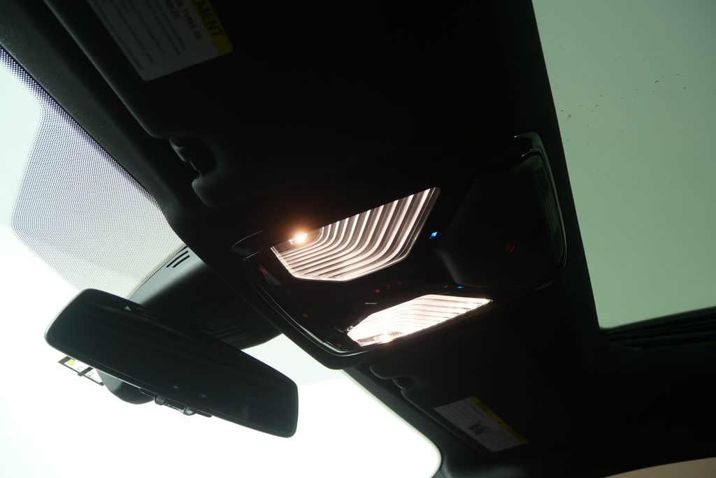 Thumbnail: 2024 BMW i4 - 19