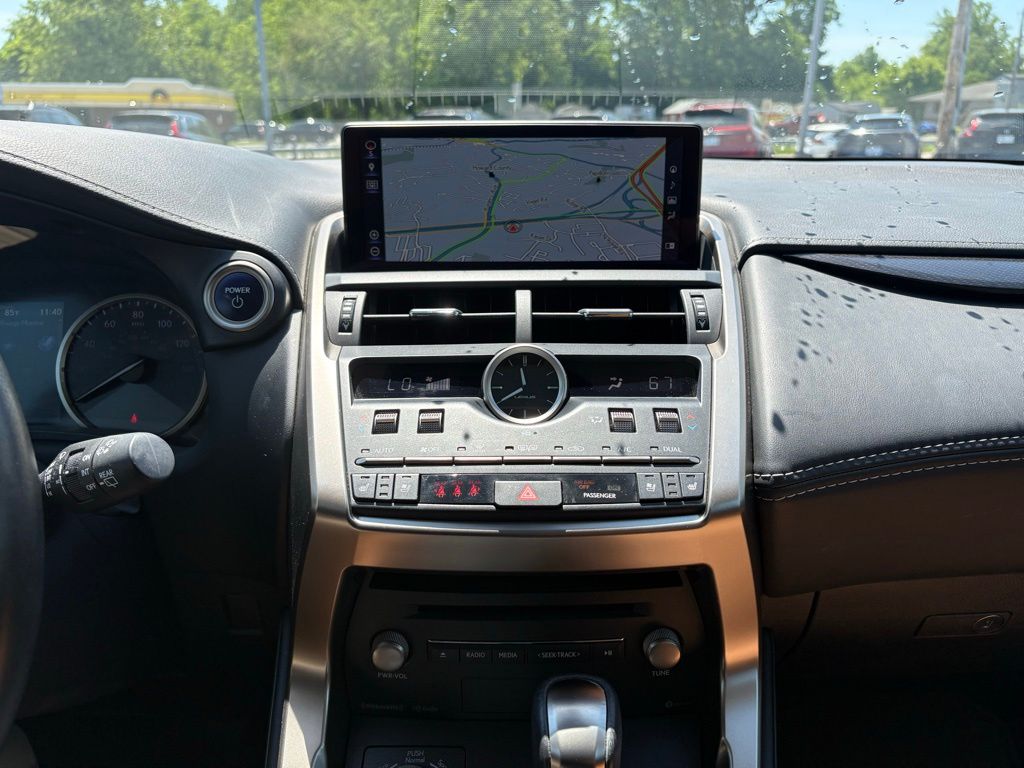 2019 Lexus NX 300h 