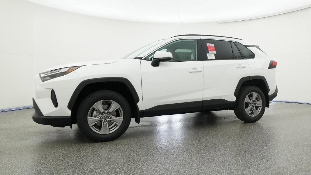 Thumbnail: 2025 Toyota RAV4 - 31
