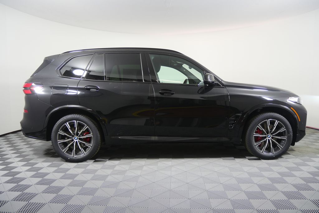 Thumbnail: 2026 BMW X5 - 2