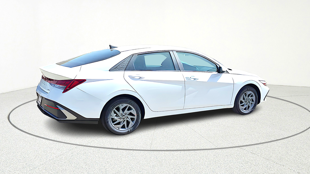 2026 Hyundai Elantra Hybrid