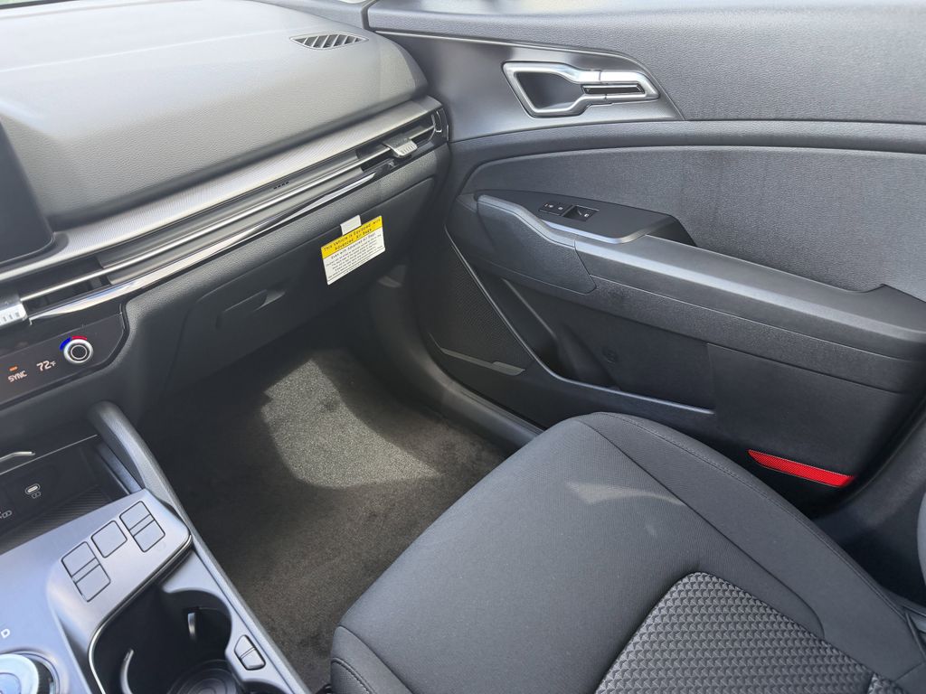 new 2026 Kia Sportage Hybrid car, priced at $27,883