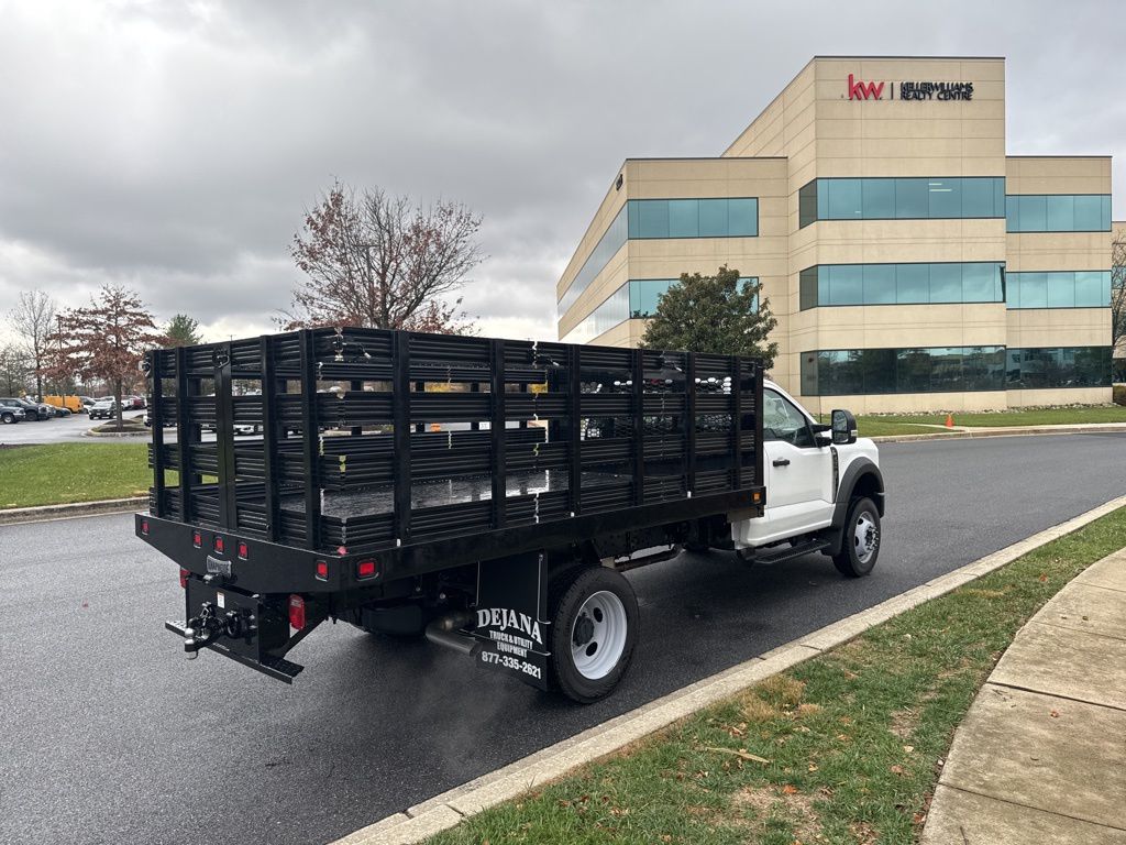 2025 Ford F-550 Chassis XL