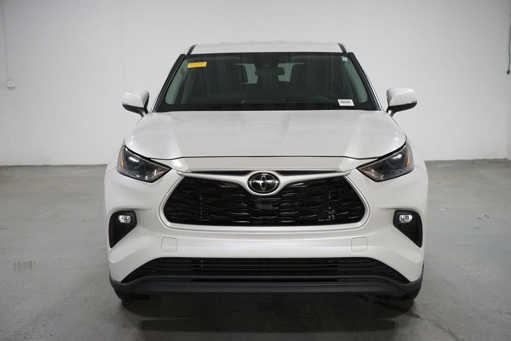 Thumbnail: 2024 Toyota Highlander - 2