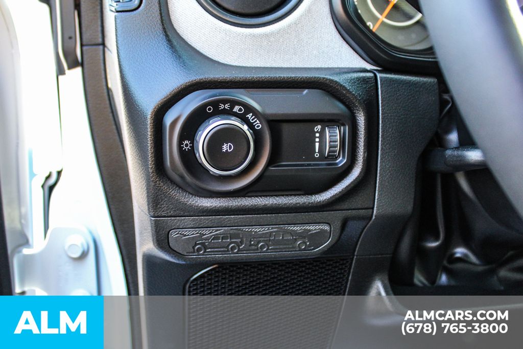 Used 2025 White Jeep Willys image 25