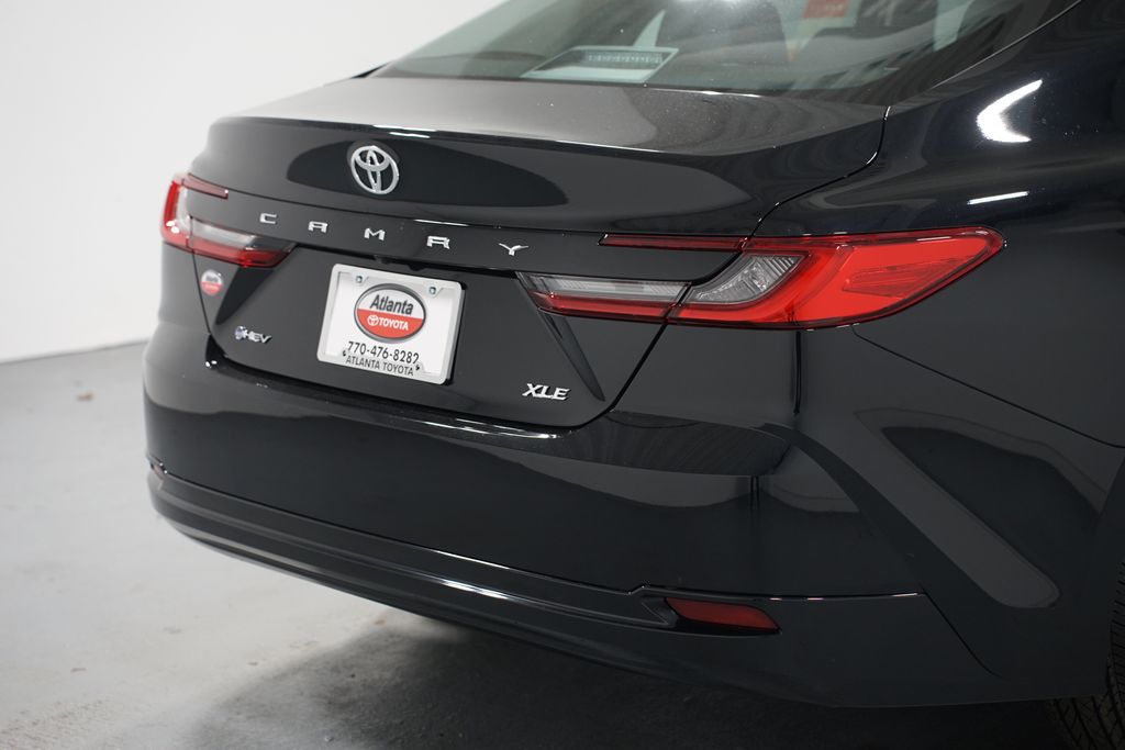 Thumbnail: 2026 Toyota Camry - 9