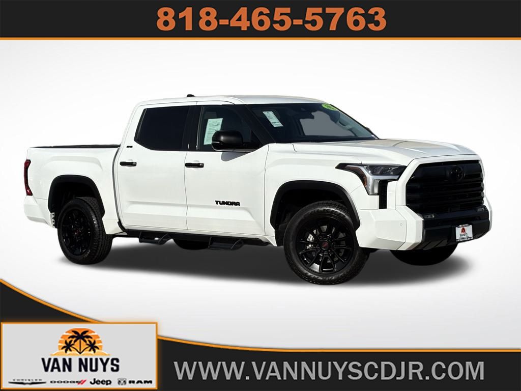 2022 Toyota Tundra SR5 CrewMax Cab 4WD