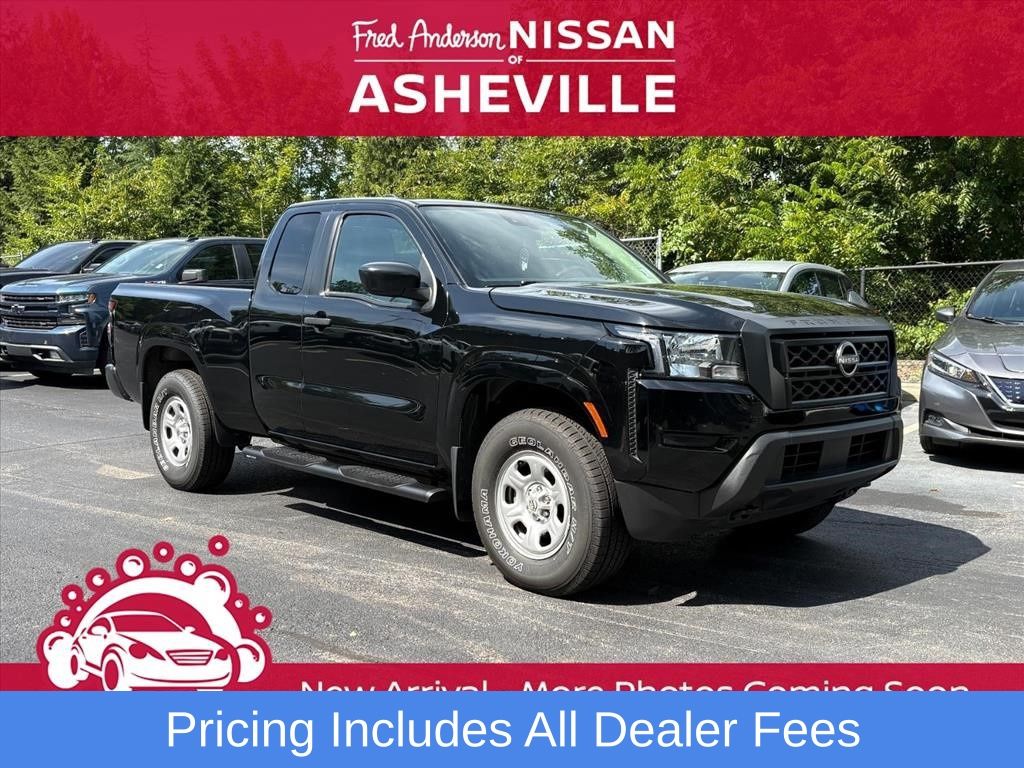 Super Black 2022 Nissan Frontier Pickup Truck Four-Wheel Drive 9-Speed Automatic