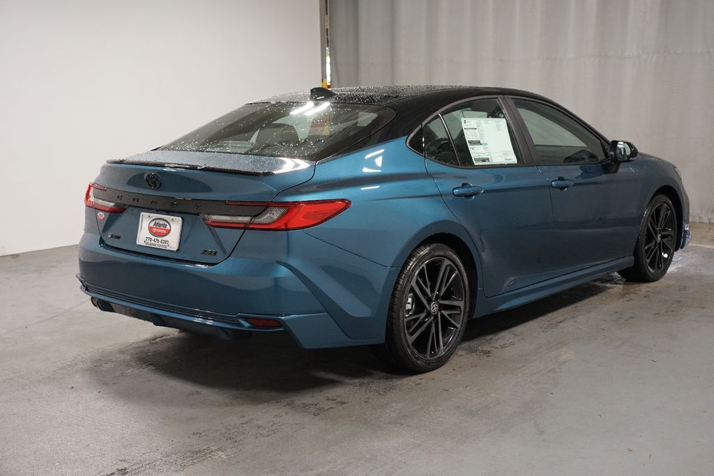 2025 Toyota Camry XSE 8