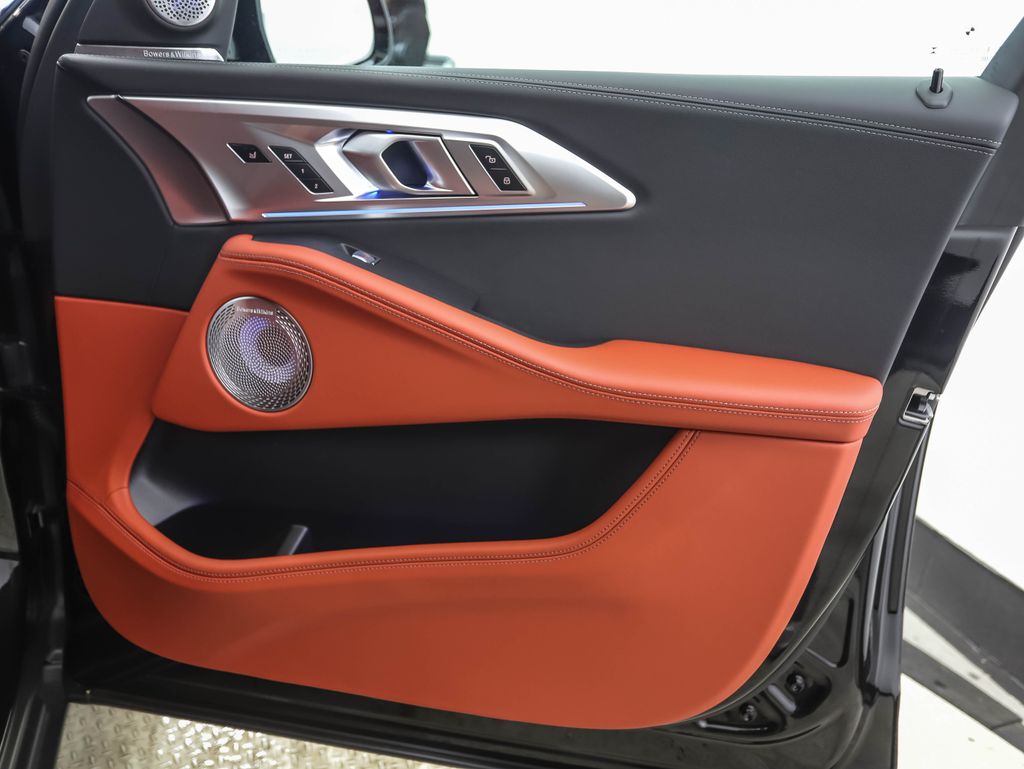 Thumbnail: 2026 BMW XM - 29